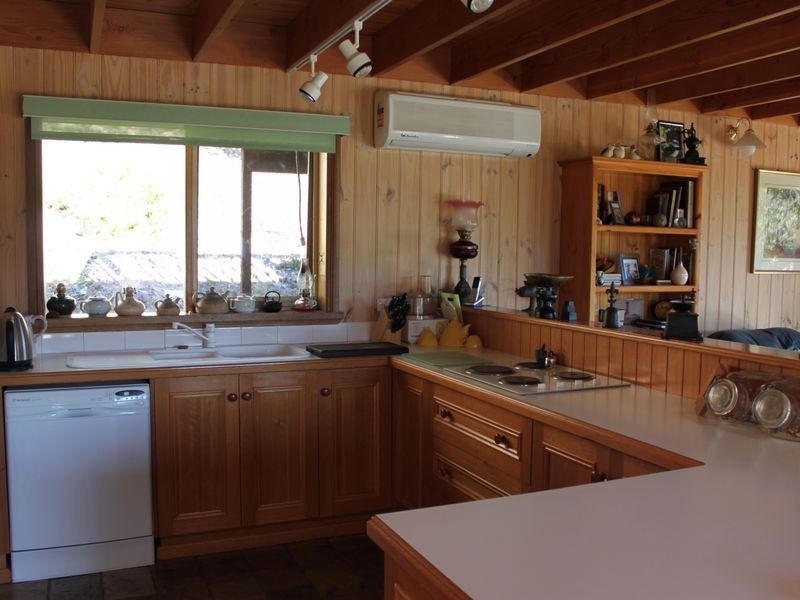 54 South Crescent, Eildon VIC 3713