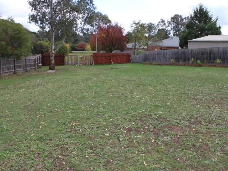 1 Coates Court, Alexandra VIC 3714