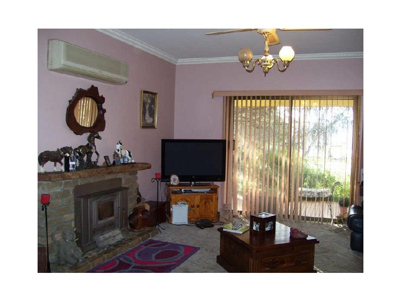 24 Downey Street, Alexandra VIC 3714