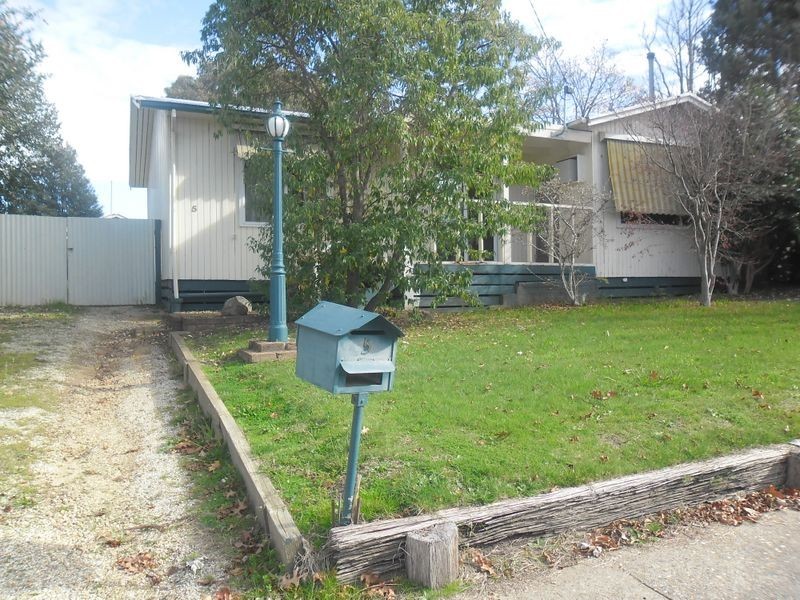 5 Fifth Street, Eildon VIC 3713