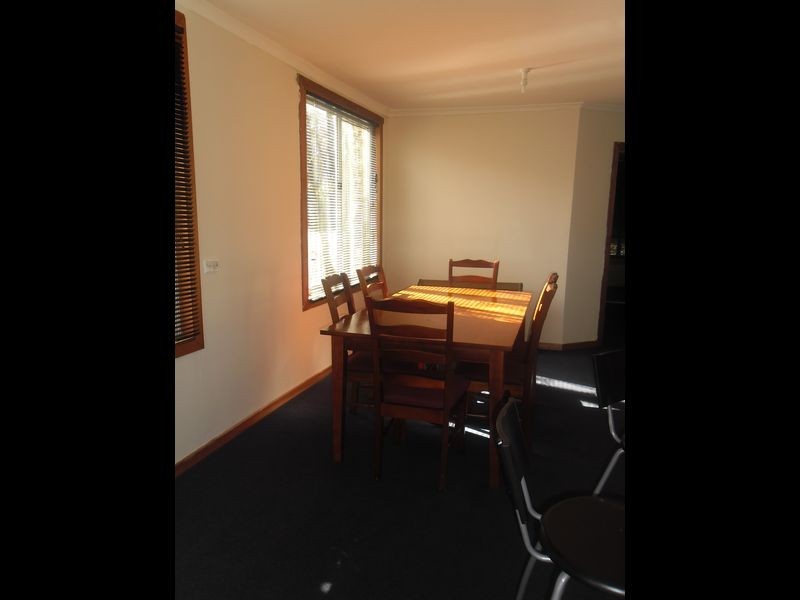 5 Fifth Street, Eildon VIC 3713