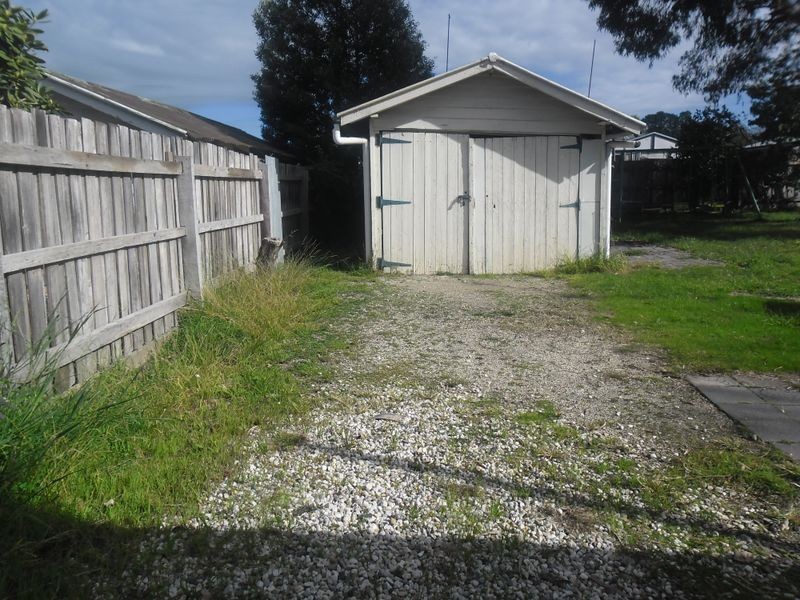 5 Fifth Street, Eildon VIC 3713