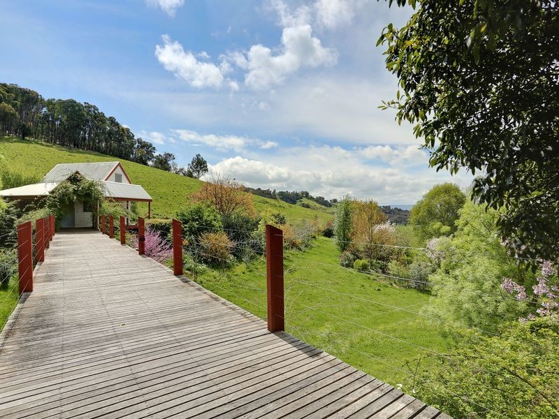 566 Crystal Creek Road, Alexandra VIC 3714