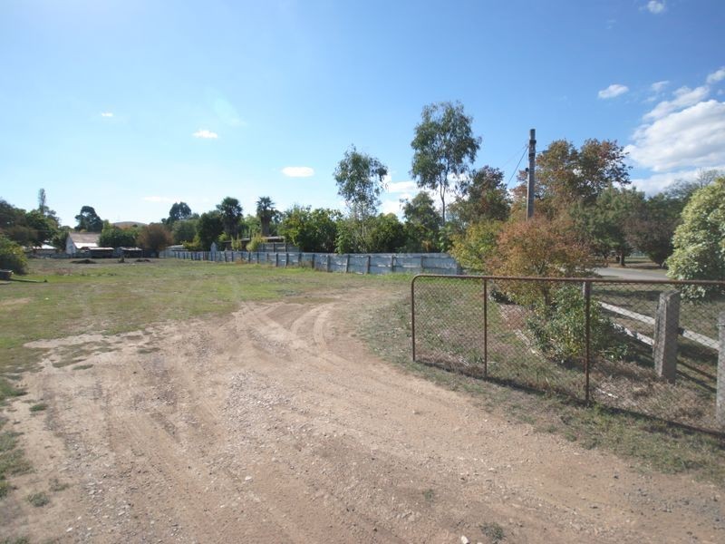 11 Paynes Avenue, Alexandra VIC 3714