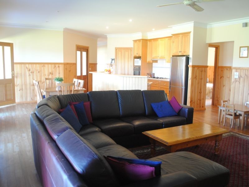80 Edwards Road, Alexandra VIC 3714