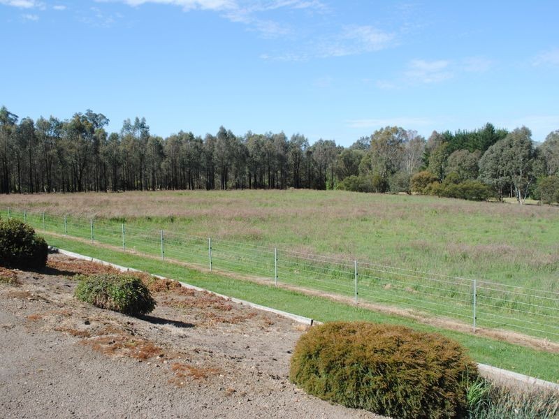 80 Edwards Road, Alexandra VIC 3714