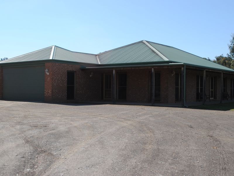 80 Edwards Road, Alexandra VIC 3714