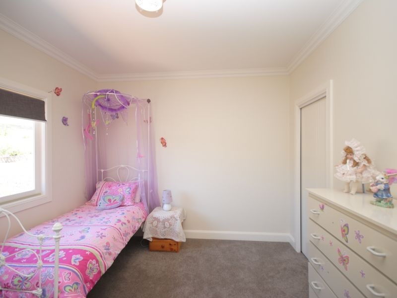 48 Pendlebury Street, Alexandra VIC 3714