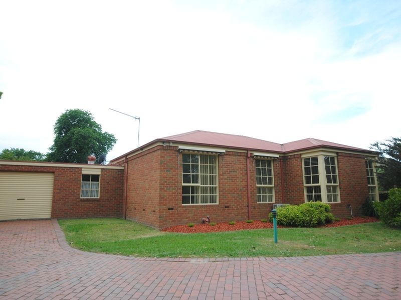 2/5 Albert Street, Alexandra VIC 3714