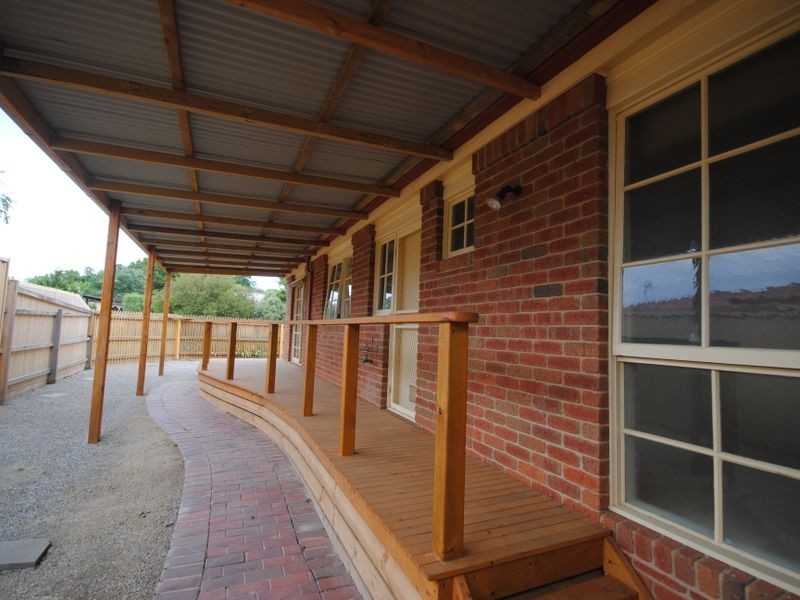 2/5 Albert Street, Alexandra VIC 3714