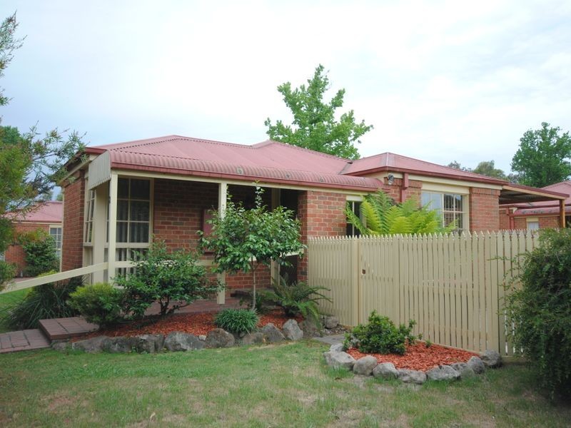 2/5 Albert Street, Alexandra VIC 3714