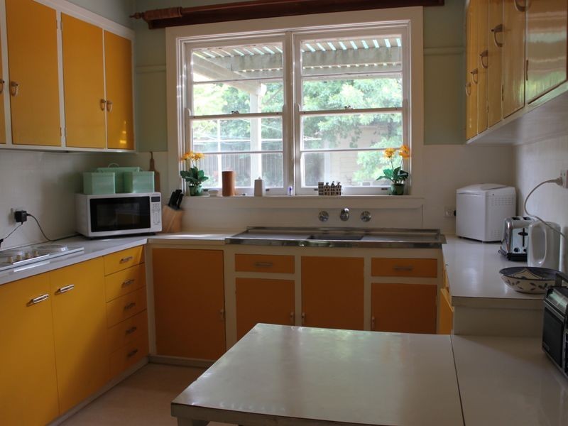 2 Sixth Street, Eildon VIC 3713