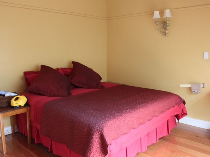 2 Sixth Street, Eildon VIC 3713