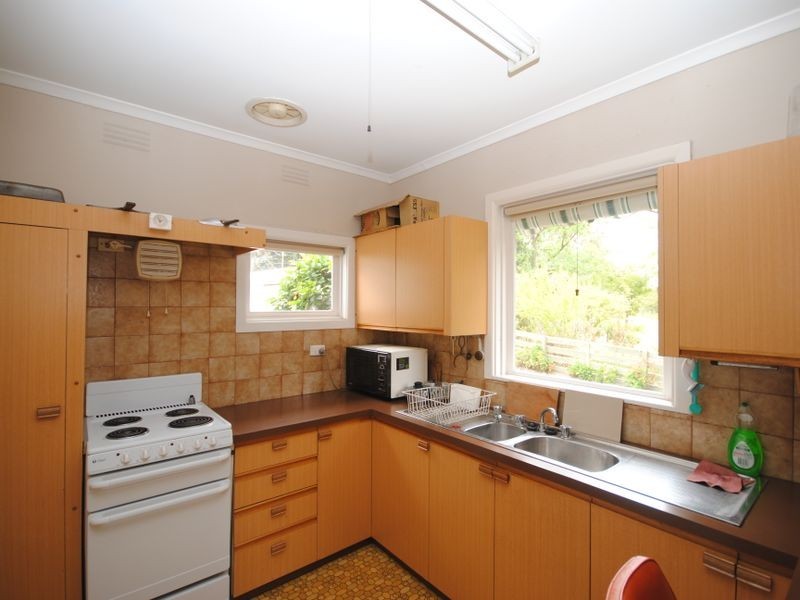 16 Perkins Street, Alexandra VIC 3714