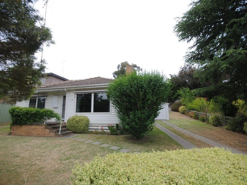 16 Perkins Street, Alexandra VIC 3714