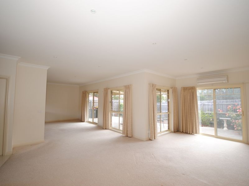 4/2 Thom Street, Alexandra VIC 3714