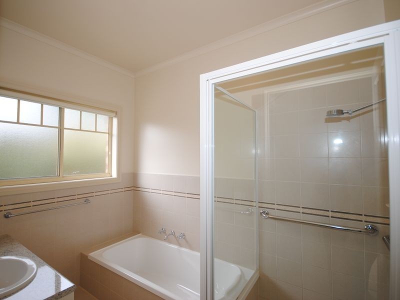 4/2 Thom Street, Alexandra VIC 3714