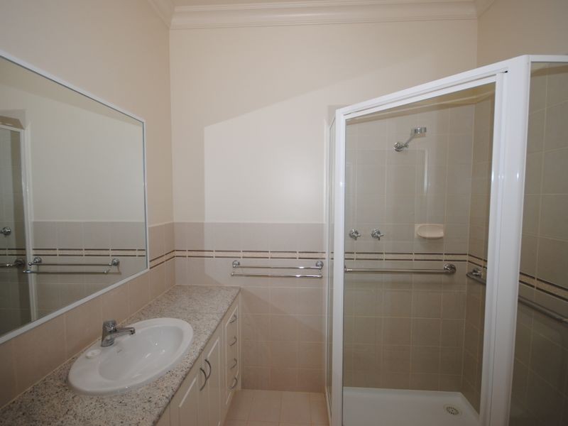 4/2 Thom Street, Alexandra VIC 3714