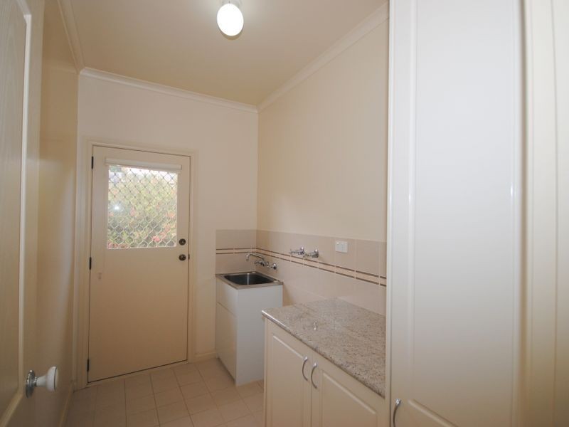 4/2 Thom Street, Alexandra VIC 3714