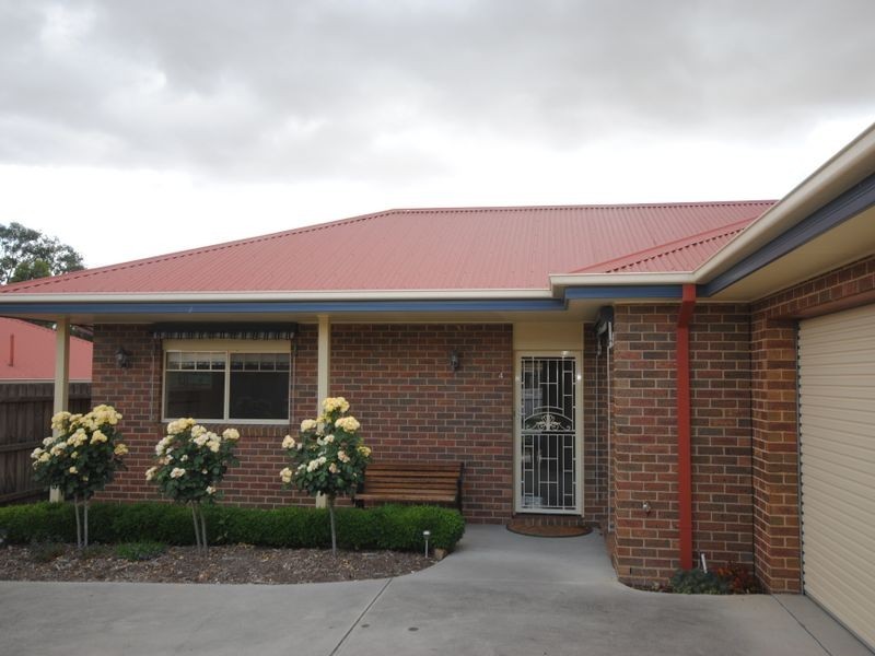 4/2 Thom Street, Alexandra VIC 3714