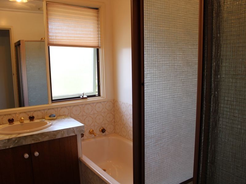 23 Myrtle Street, Alexandra VIC 3714