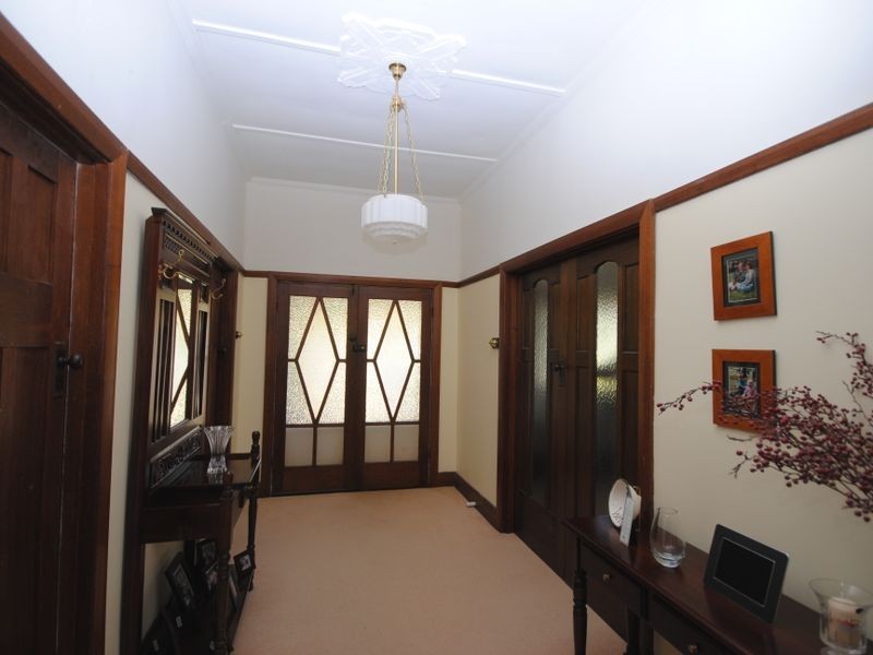 13 Myrtle Street, Alexandra VIC 3714