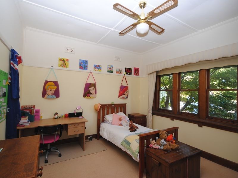 13 Myrtle Street, Alexandra VIC 3714