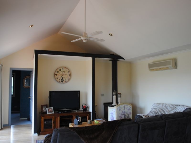 51 Jones Close, Alexandra VIC 3714