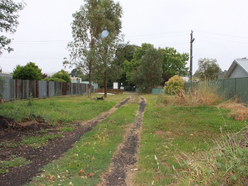 12 Bayley Street, Alexandra VIC 3714