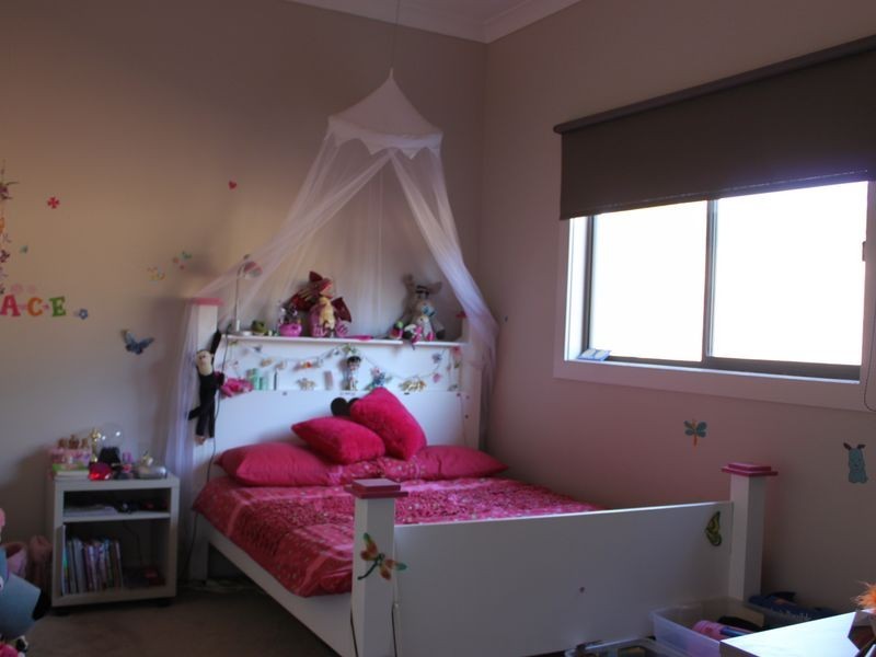 15 Alford Avenue, Eildon VIC 3713