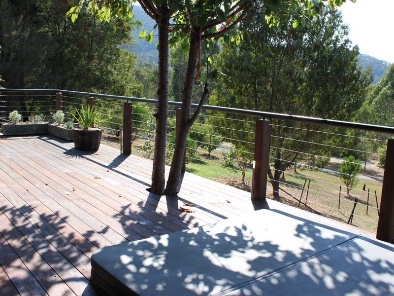 15 Alford Avenue, Eildon VIC 3713