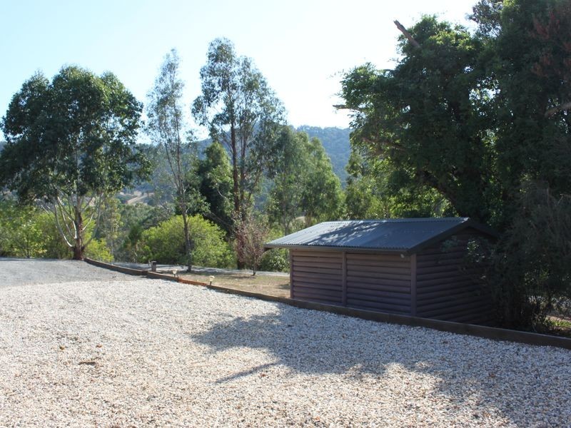 15 Alford Avenue, Eildon VIC 3713