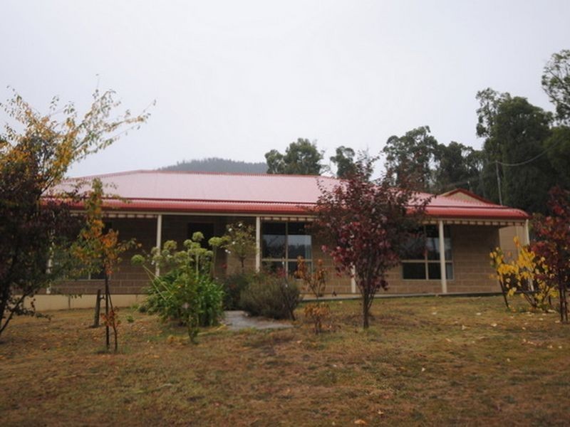 23 Mt Kitchener Avenue, Marysville VIC 3779