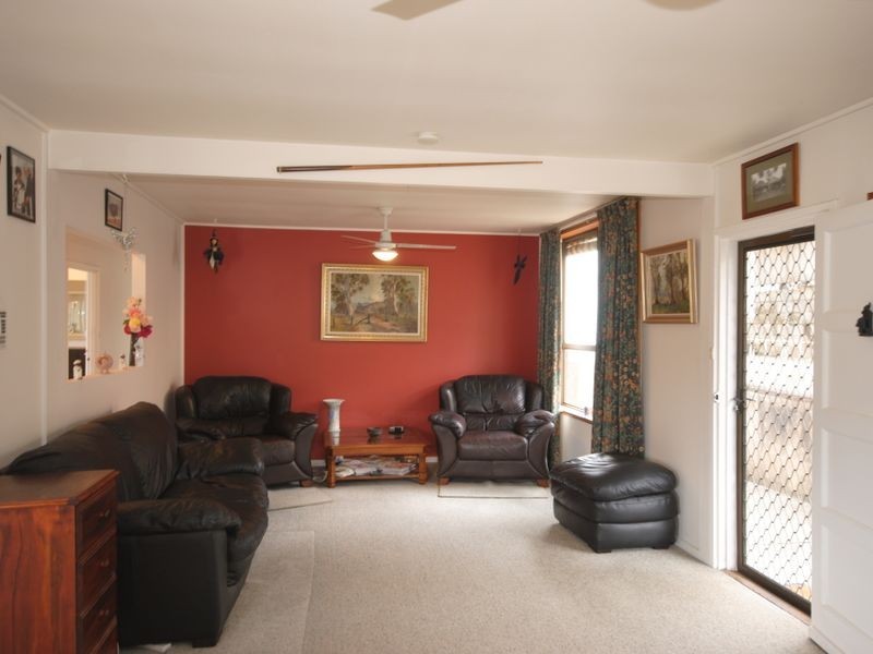 23 Eighth Street, Eildon VIC 3713
