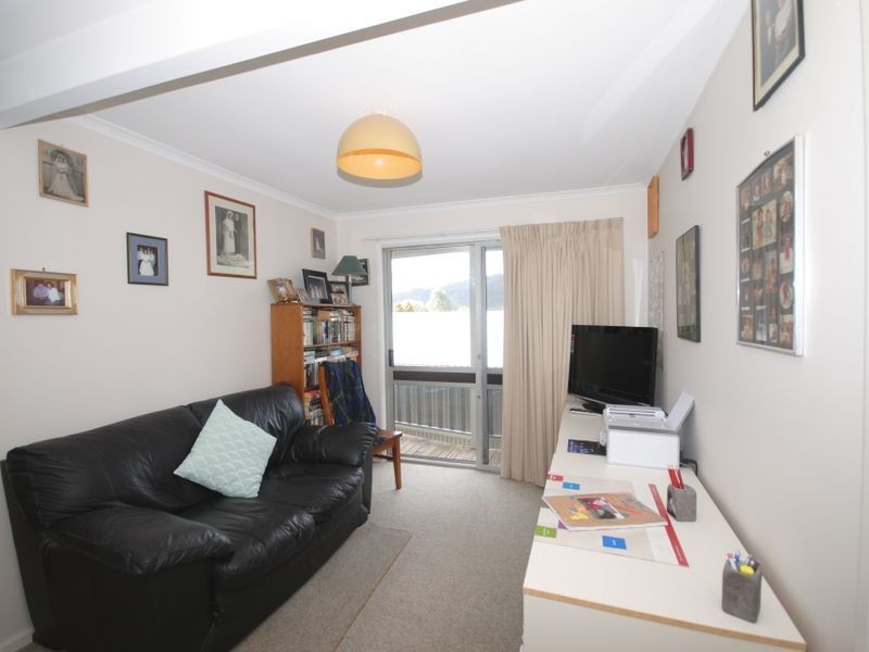 23 Eighth Street, Eildon VIC 3713