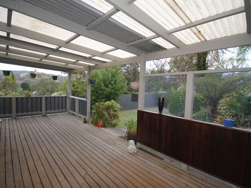 23 Eighth Street, Eildon VIC 3713