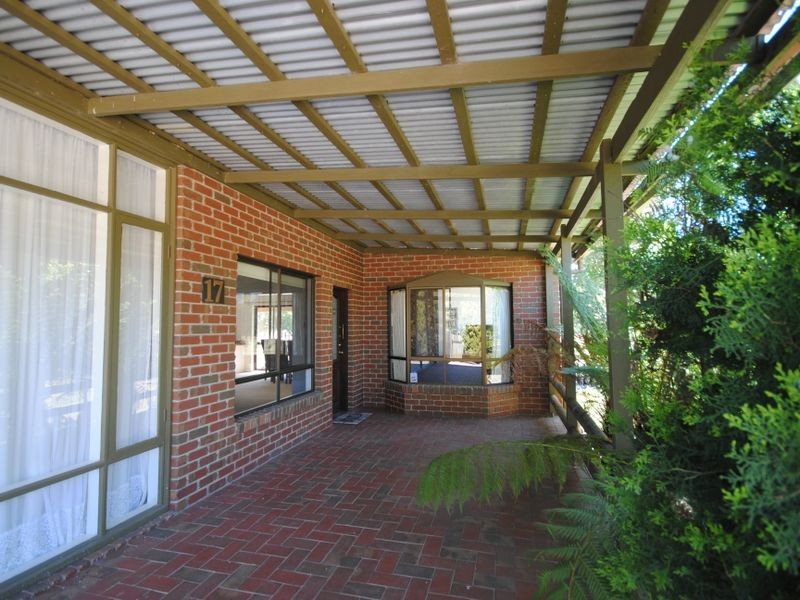 17 Endicott Road, Alexandra VIC 3714
