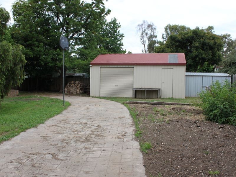 12 Albert Street, Alexandra VIC 3714