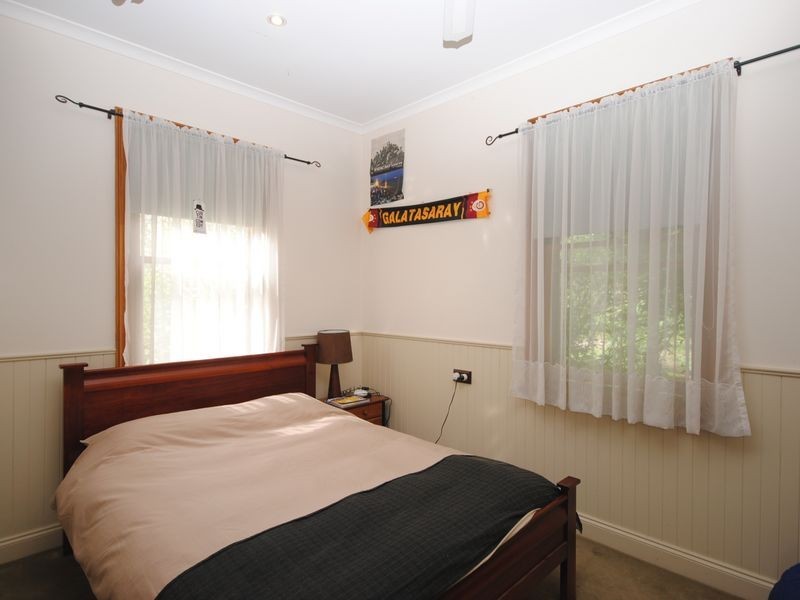 68 Crystal Creek Road, Alexandra VIC 3714