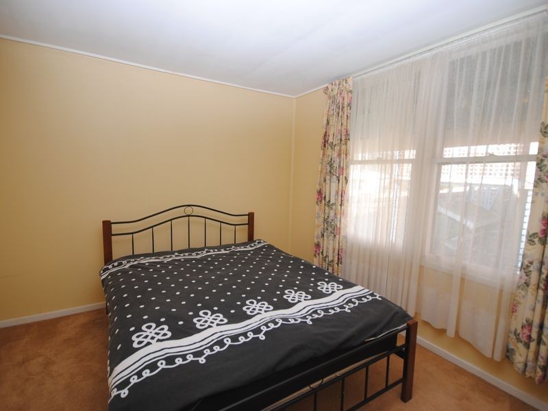 27 Centre Avenue, Eildon VIC 3713