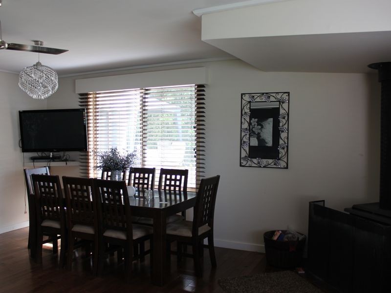 4 Tenth Street, Eildon VIC 3713