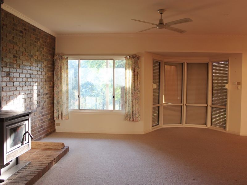 6 Cathedral Close, Buxton VIC 3711