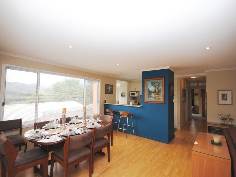 25 Eighth Street, Eildon VIC 3713