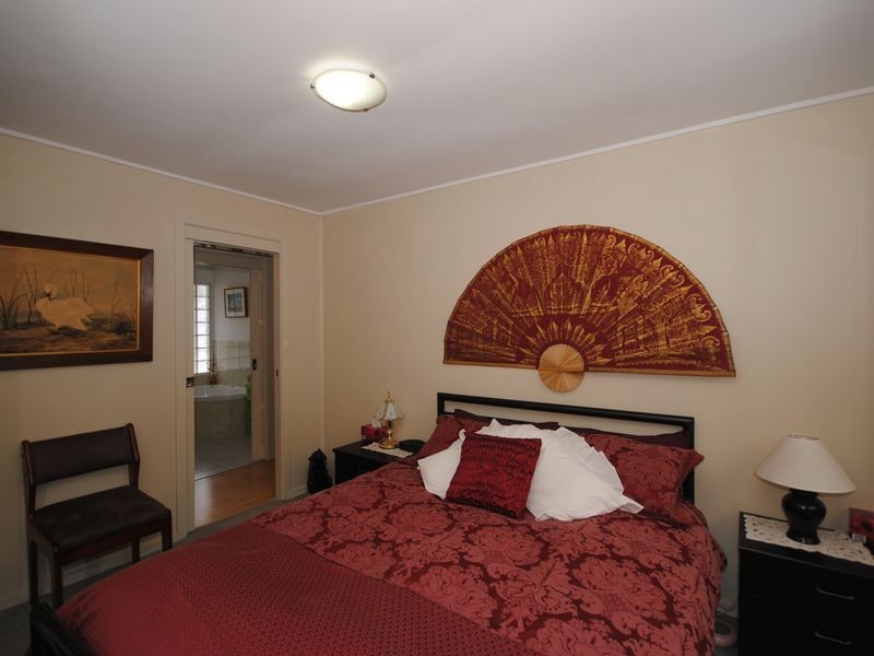 25 Eighth Street, Eildon VIC 3713