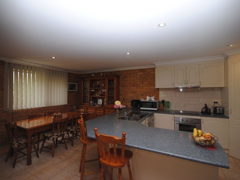 3 Creighton Court, Alexandra VIC 3714