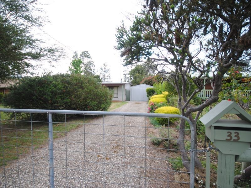 33 Shaw Avenue, Eildon VIC 3713