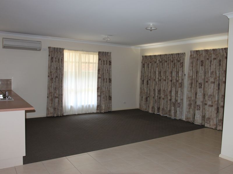 8/19 Rose Street, Alexandra VIC 3714