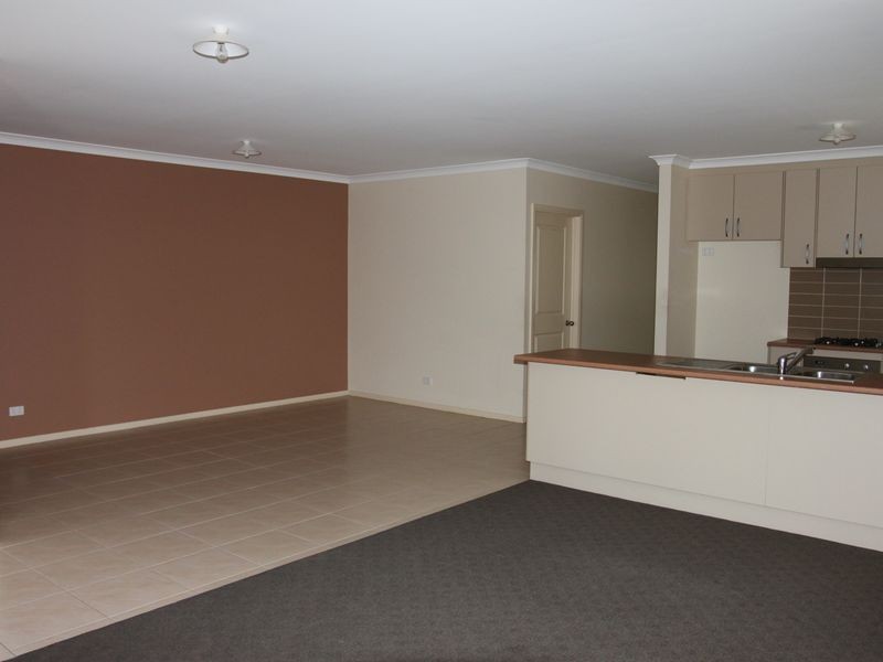 8/19 Rose Street, Alexandra VIC 3714