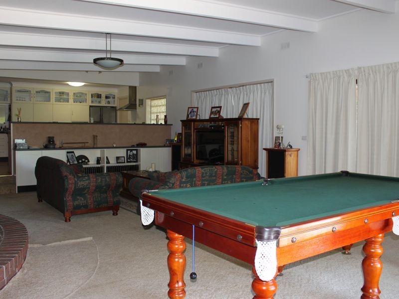 16 Villeneuve Street, Alexandra VIC 3714