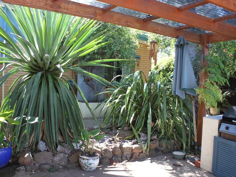 16 Villeneuve Street, Alexandra VIC 3714